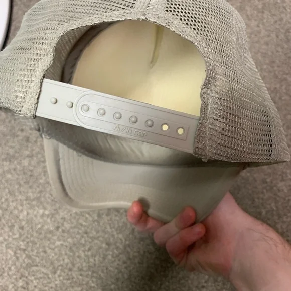 Antony Riddle Trucker Hat - Picture 4 of 5